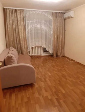 Сдается 1 комнатная квартира по ул. Новокузнецкая с мебелью и техникой - фото 1