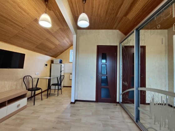 Сдам квартиру 1 комнатную возле ТЦ Дафи Днепр