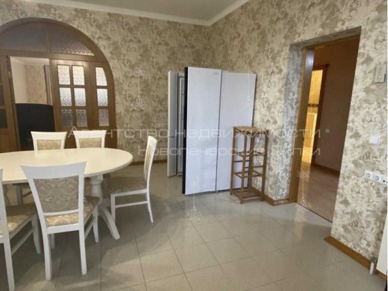 Оренда 4 к квартири 350 м Центр Києва вул Кропивницького 10  Бесарабка Киев