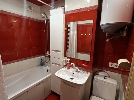 Сдам 3х комнатную по ул.Чумаченко Запорожье