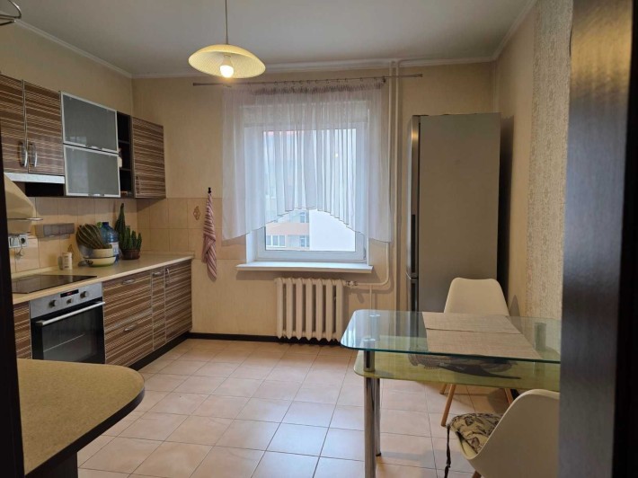 Здам квартиру по вулиці Олівська 7, якісни й ремонт, меблі та техніка. - фото 1