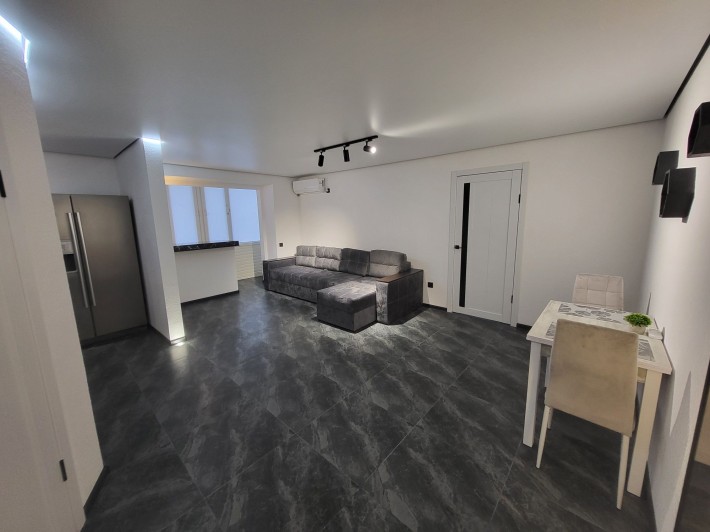 Здаю в оренду 2 - кімнатну квартиру в Лісках - фото 1