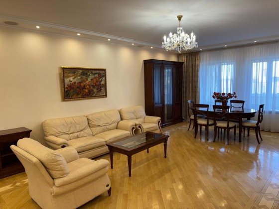 БЕЗ КОМІСІЇ/Оренда/Квартира.Київ,3-к 160 м.кв вул.Андрія Верхогляда 4 Київ