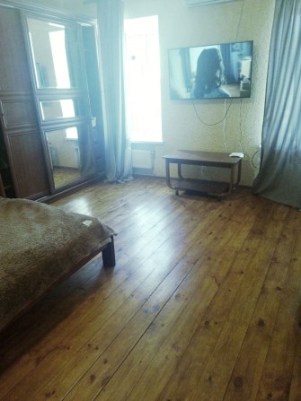 Аренда 1к кв ЦЕНТР рядом, ул Средняя/Косв, Автовокзал ,газ - фото 1