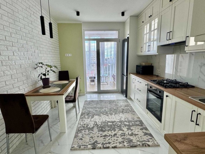 Оренда затишної 2-кімнатної квартири в новобудові по вул. Зелена - фото 1