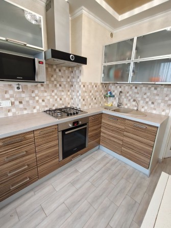 Сдам 2х ком квартиру на Бочарова  /Днепродорога - фото 1