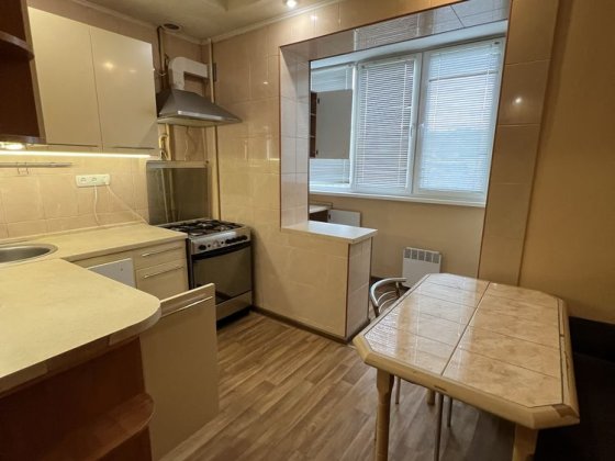 1 кімнатна квартира вул.Жмеринська 36 Київ