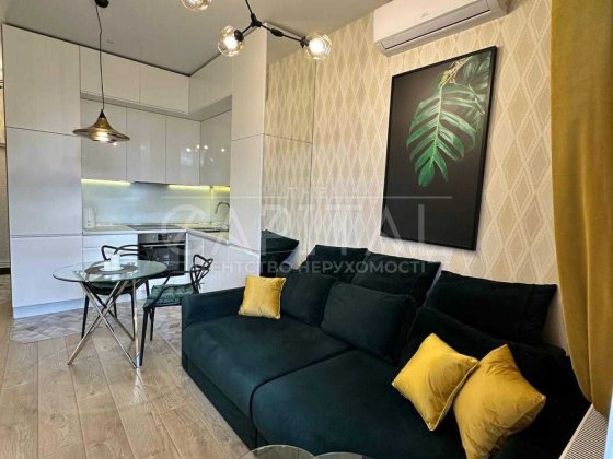 Оренда 2к 45м2 квартири  ЖК «Французький квартал», Печерськ, у центрі Киев