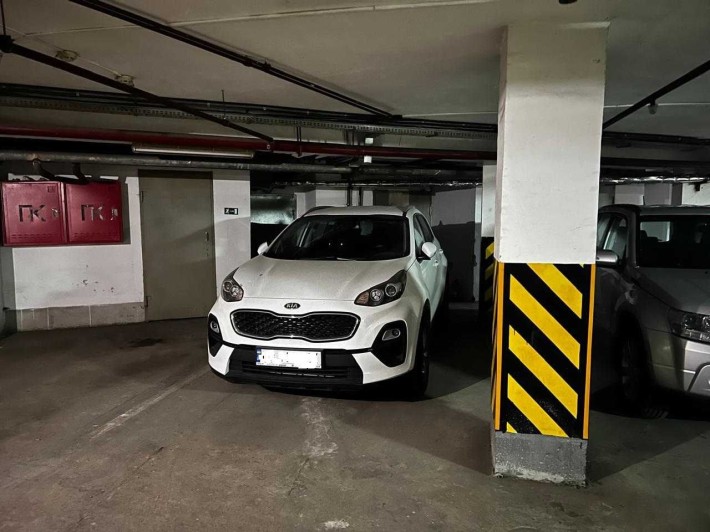 Продам паркомісце - фото 1