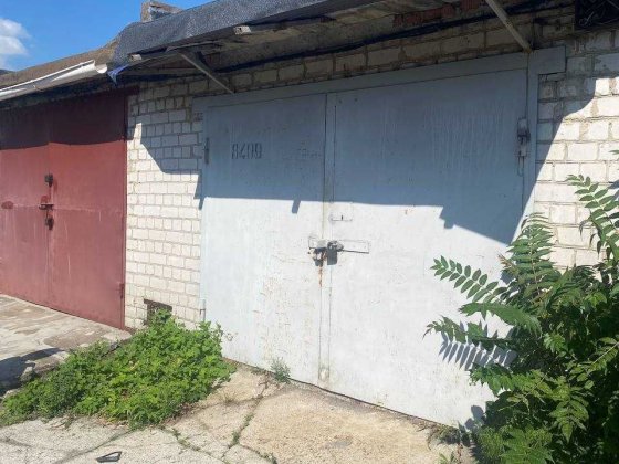 Продам двоповерховий цегляний гараж 64 м². Підстанція Дніпро