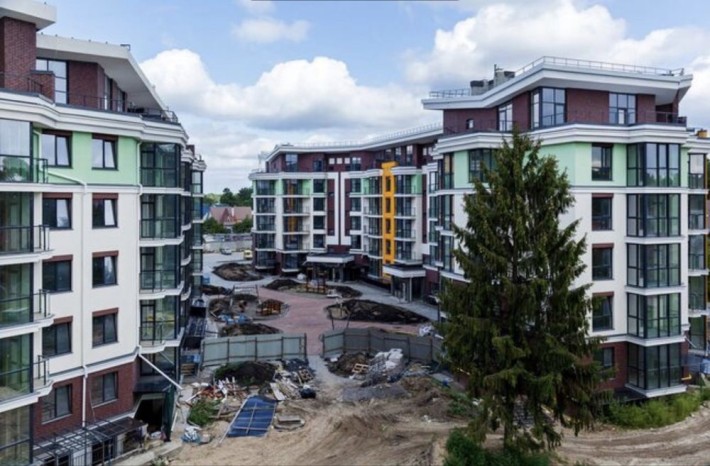 Паркомісця Биківня - фото 1