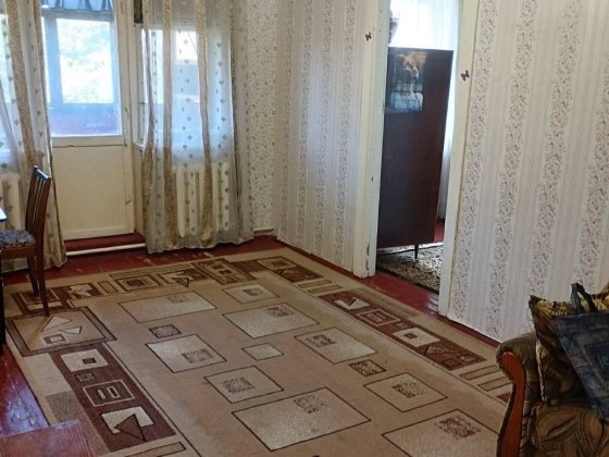 Сдаю 2к/кв Авангардная 5/5  мебель,техника 4500 Николаев