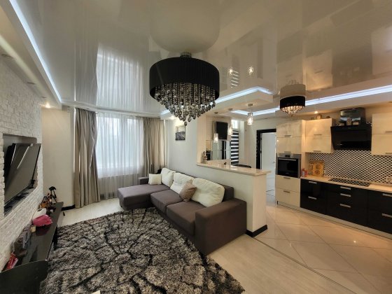 Оренда просторої 3-х кімнатної квартири м.Осокорки (вул. Урлівська 40) Київ