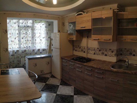 6 Слобідська, 1-комнатна, крупногабаритна довгострокова оренда Миколаїв