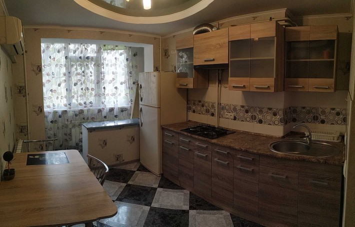 6 Слобідська, 1-комнатна, крупногабаритна довгострокова оренда - фото 1