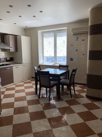 Слам 3-х комнатную на Парковой, возле автовокзала - фото 1