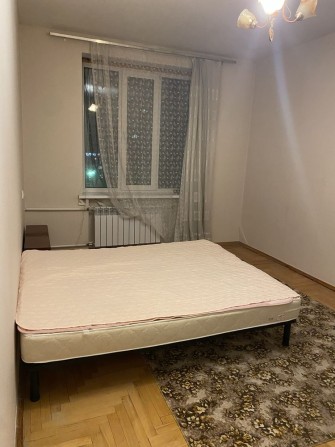 Сдам 2 х комнатную квартиру метро Голосеевская - фото 1