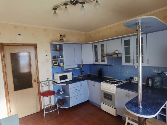 Сдам 1 комнатную квартиру на Харьковской, по ул. Вишняковская 3. Київ