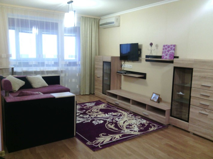 Сдается Хозяином 1-х комнатная на Победе-5, бул. Славы - фото 1