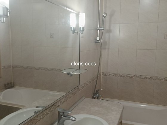 Аренда 2-х комн.кв. в Одессе, ул Тополева, низкий этаж, Газ! Одесса