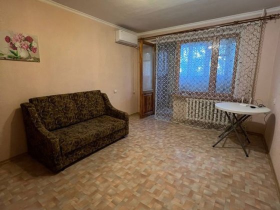 Аренда 1ком. 40м2. ул. Надежды Алексеенко,106 Дніпро