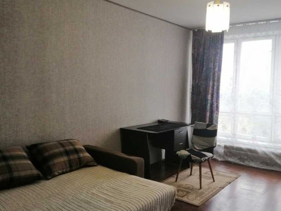 Оренда однокімнатної. Метро Дарниця. Вул. Князя Романа Мстиславича 8 Київ