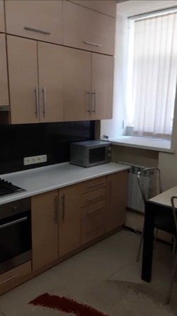 Здається 1 кім квартира в цоколі. Центр. Личаківська. - фото 1