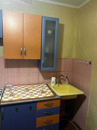 Сдам в аренду 1-ком.кв., по ул. Пархоменко 12, р-н 47 школы - фото 1