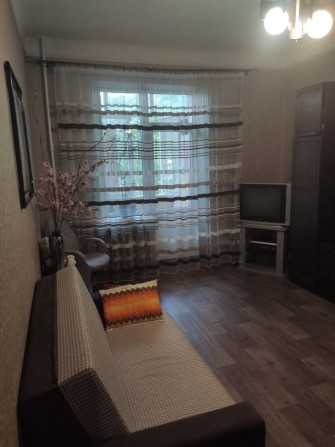 Сдам двухкімнатну квартиру на правом березі - фото 1