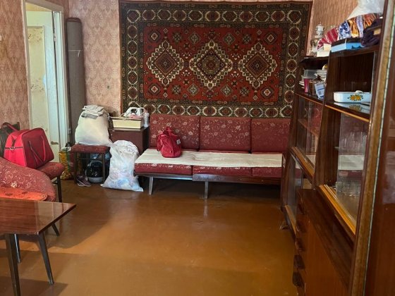 Продам 1к кв. Гагарина 21 Луганск