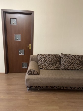 Сдам 2 комнатную квартиру в Центре - фото 1