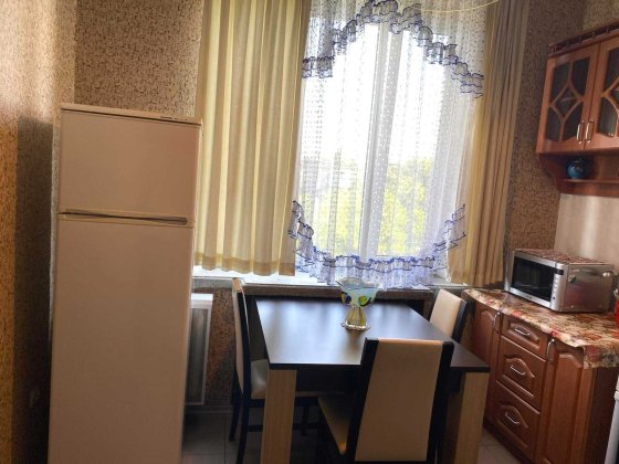 Здається 1 кв. р-н готелю "Інтурист". Запорожье