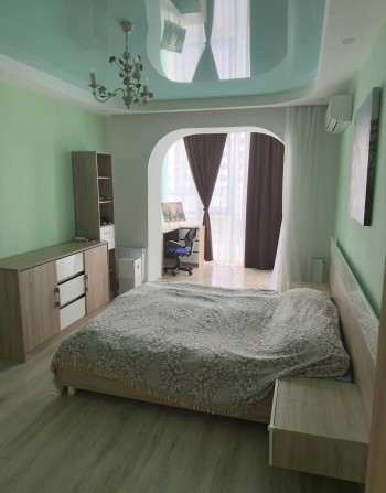 Оренда 2к квартири на вул. Набережна Перемоги 62 - фото 1