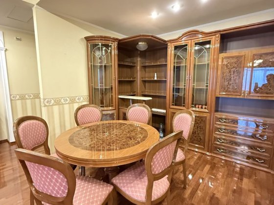 Сдам 3 к Центр, новострой , вид на Днепр, автономное газовое отопление Днепр