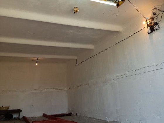 Сдам новый гараж коопКиевский-1 с ремонтом удобный заезд Кременчук