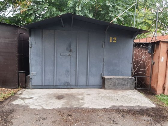 Сдам гараж, аренда гаража, остановка Космонавтов, Дом мод Кривий Ріг