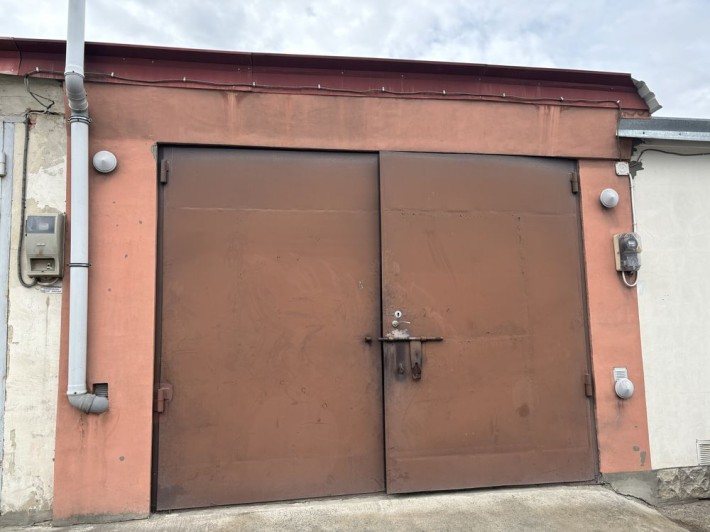 Оренда гараж Малага Демʼянчука власник - фото 1