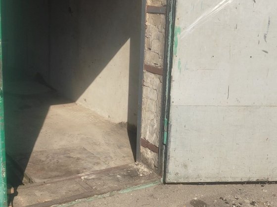 Задам гараж кооператив салют Днепр