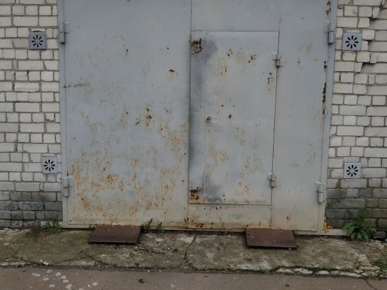 Сдам большой капитальный гараж, высокие ворота в кооп. 39 на длительны Чернігів