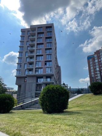 Оренда паркомісця ЖК К12, низ Олександра Поля/Кірова - фото 1