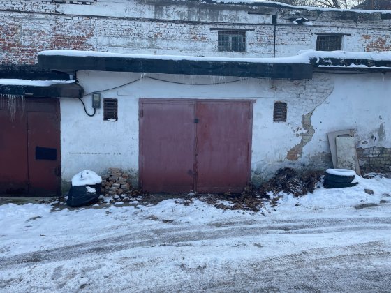 Гараж на 2 авто правильної форми Сокіл Єрошенка Львів