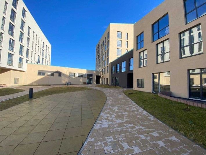 Продаж паркомісця вул.Богдана Хмельницького ЖК Підзамче Брама - фото 1