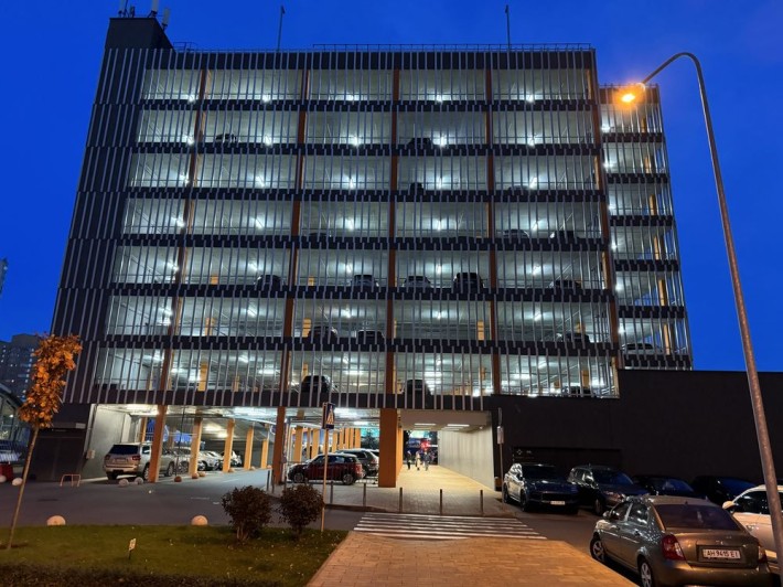 Продам паркомісце в ЖК Севен Seven. 5 рівень - фото 1