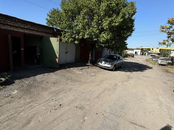 Продам гараж (Черная гора )