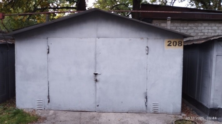 Продам большой хороший гараж - фото 1