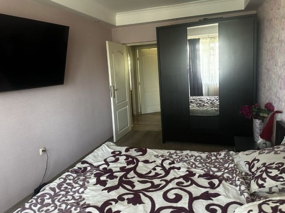 Сдам 3 комн. Александровский р-н