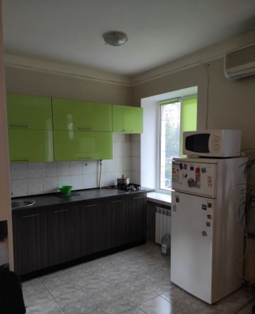 Оренда 2 кімнатної квартири Універмаг Україна, Цирк, метро Університет - фото 1