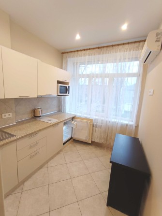 Сдам 1 кв., Пересыпский район, ул. Андриевского, ремонт, третий этаж! - фото 1