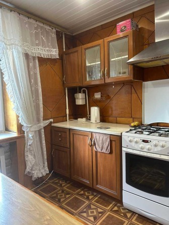 Сдам 2-х ком. кв.  на пр. Богдана Хмельницкого (12 квартал). - фото 1