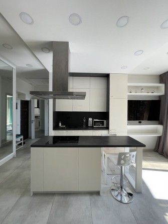 8 жемчужина Французкий б-р 60 вид моря балкон - фото 1